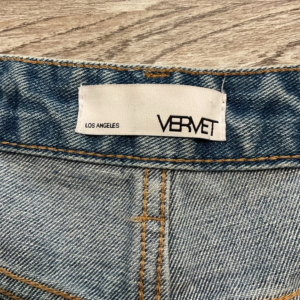 Vervet Rendition Emma Distressed Mom High Rise Light Ribse Cotton Ankle Jeans 28
